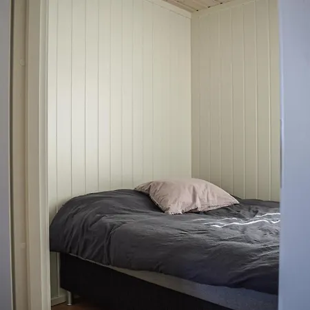 5 Bedroom Beautiful In